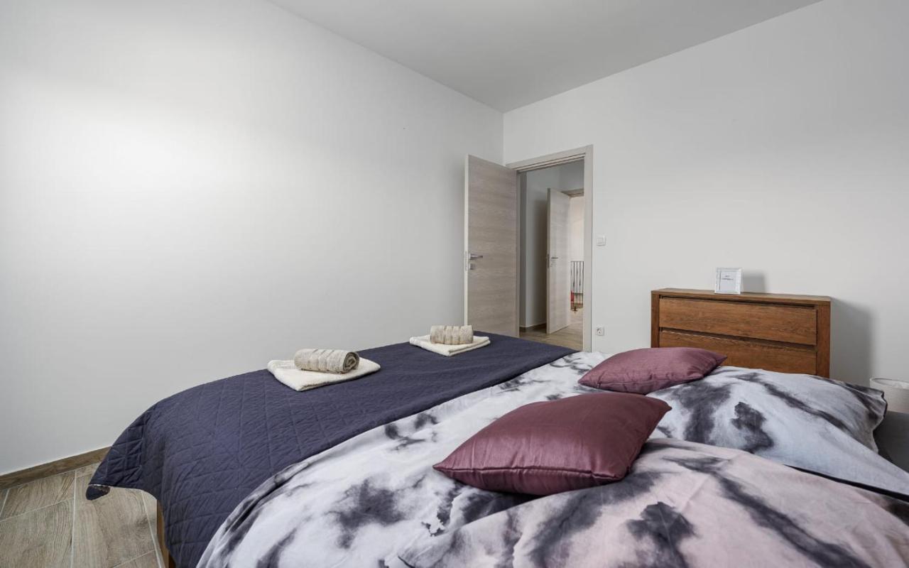 Divšići Apartments Valeria מראה חיצוני תמונה