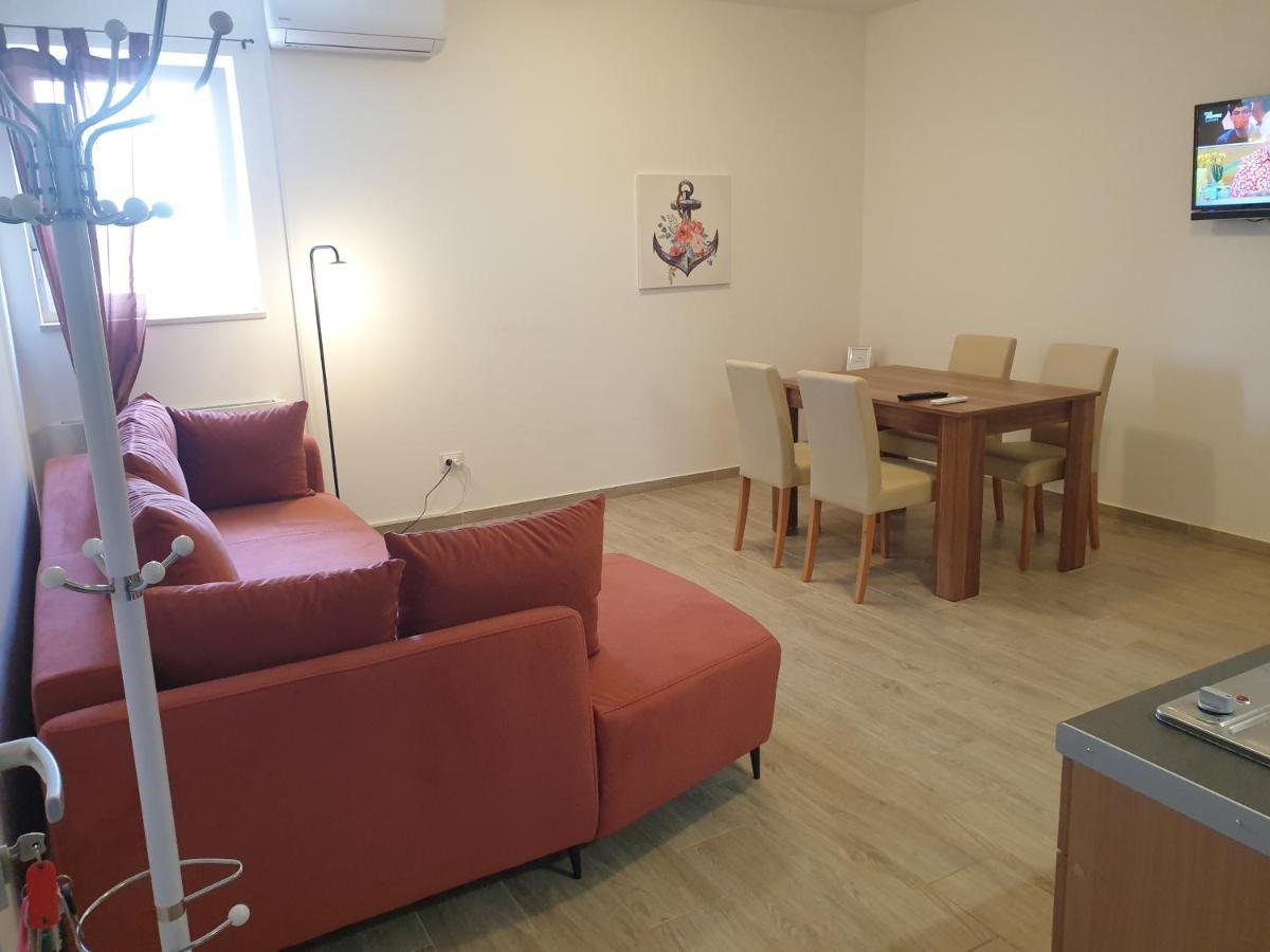 Divšići Apartments Valeria מראה חיצוני תמונה
