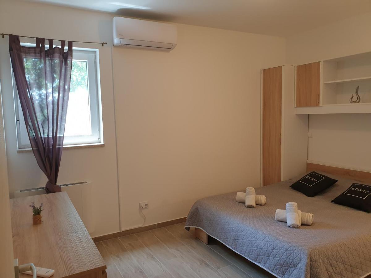 Divšići Apartments Valeria מראה חיצוני תמונה