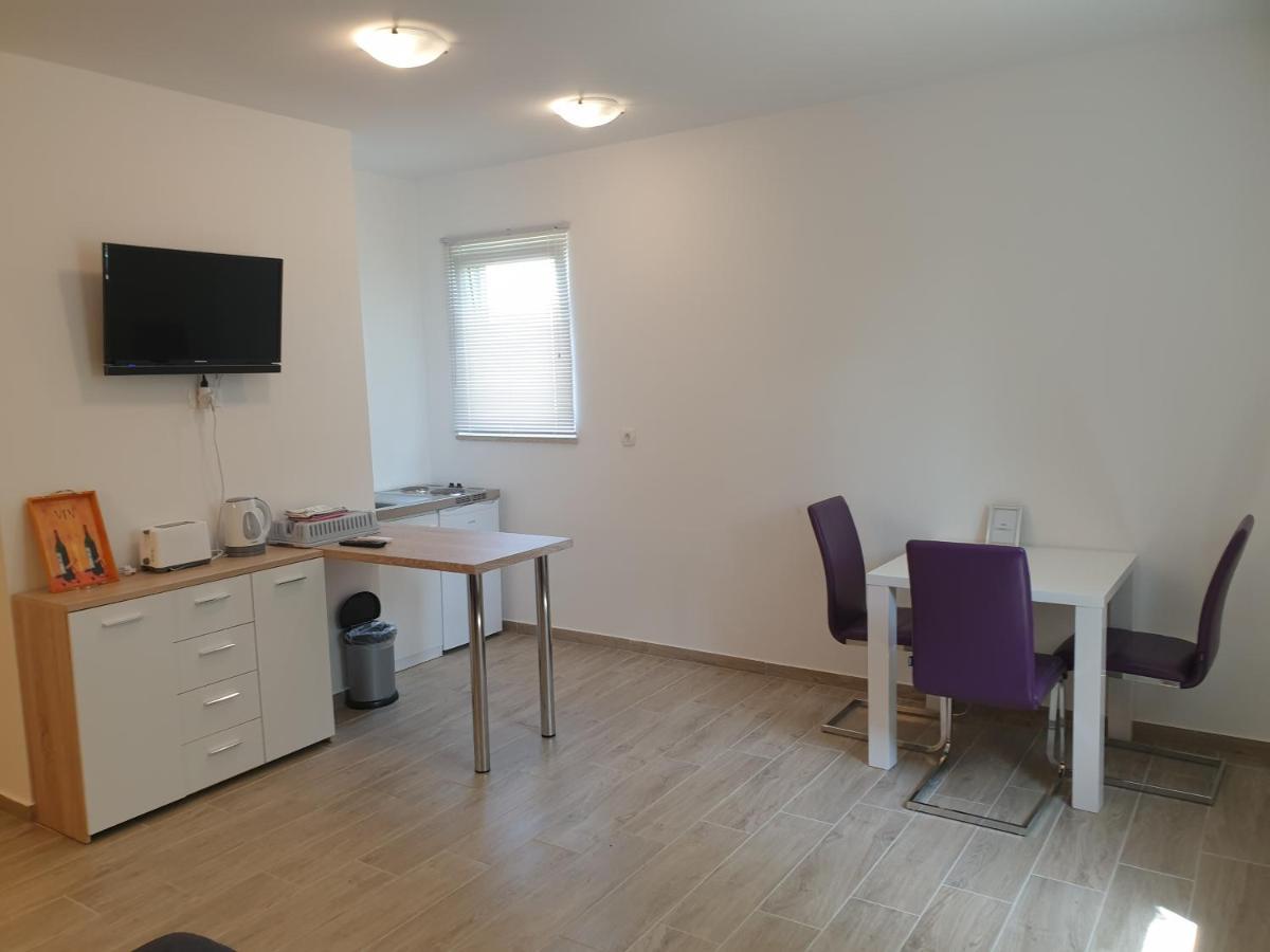 Divšići Apartments Valeria מראה חיצוני תמונה